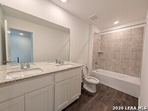 Building Photo - 10520 Rainbow Frst