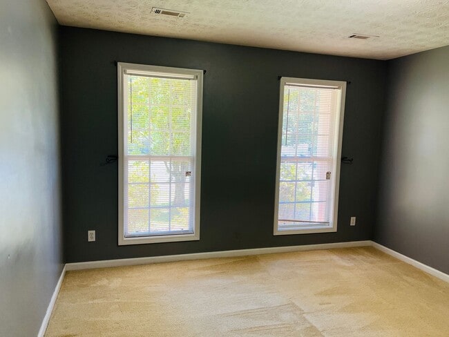 Building Photo - Beautiful 3 bedroom, 2 bathroom home located in Grantville! Must see!