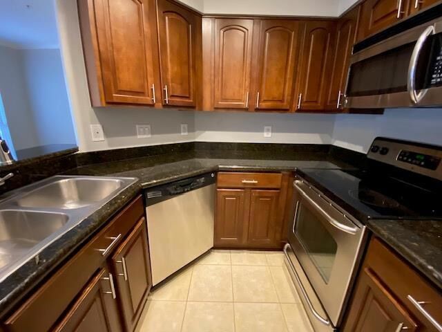 Building Photo - 6000 Shepherd Mountain Cove