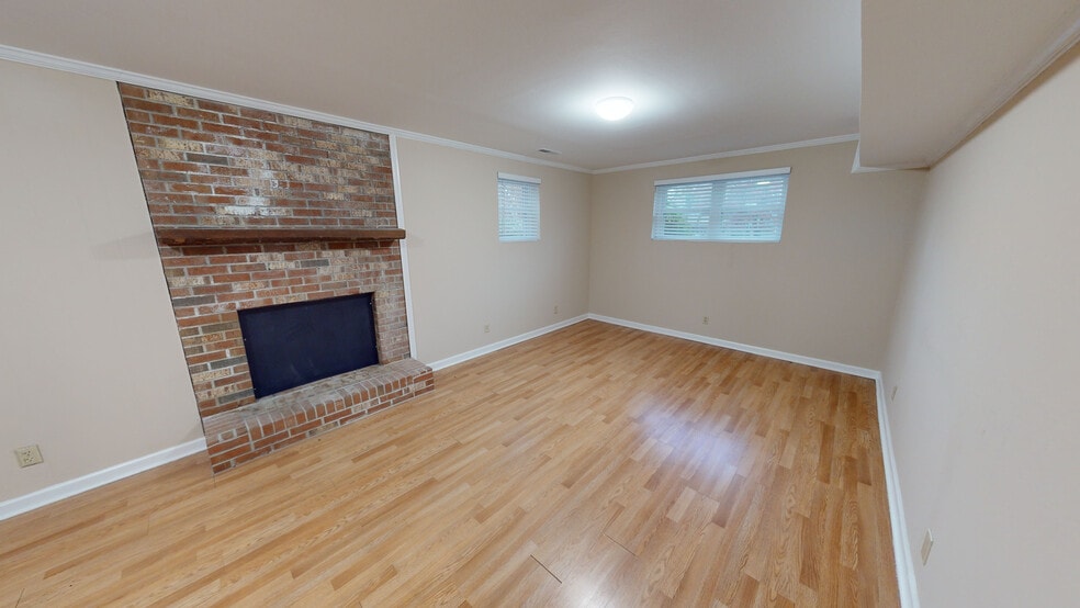 Building Photo - 3076 Speicher Cir