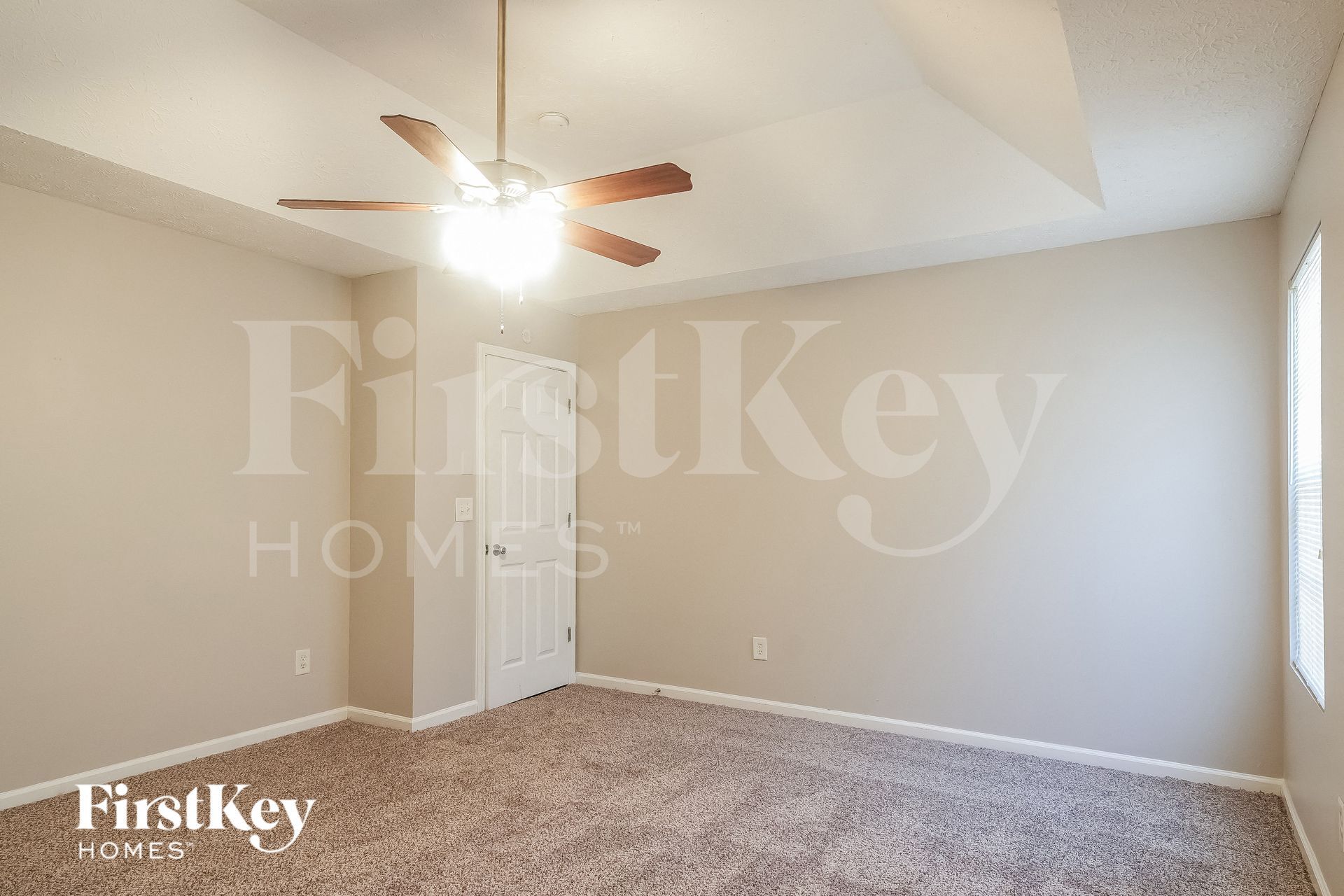 Building Photo - 10968 Big Sky Dr