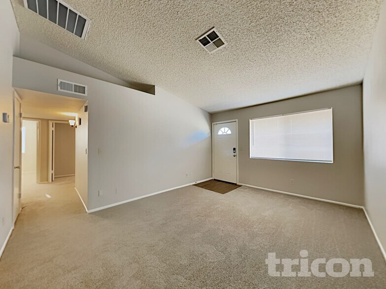 Building Photo - 7044 W Taylor St