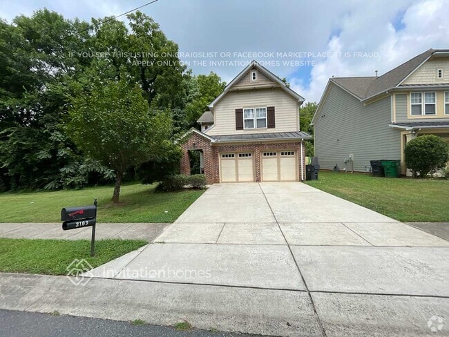 Building Photo - 3109 Maywood Dr