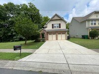Building Photo - 3109 Maywood Dr