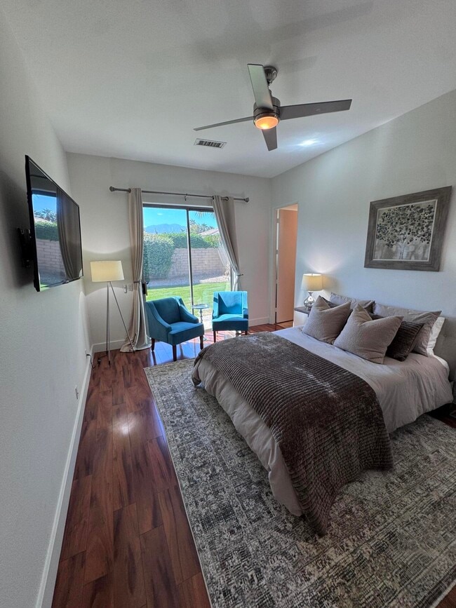 Building Photo - 102 Cll Los Hibiscos