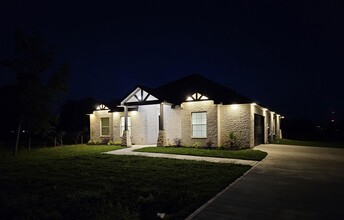 Building Photo - 7717 Prairie St