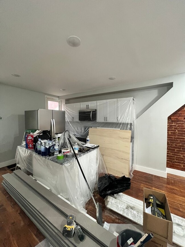 Building Photo - Coming Soon. Under Renovation-3 Bedroom 2.5 Bath in Lancaster City