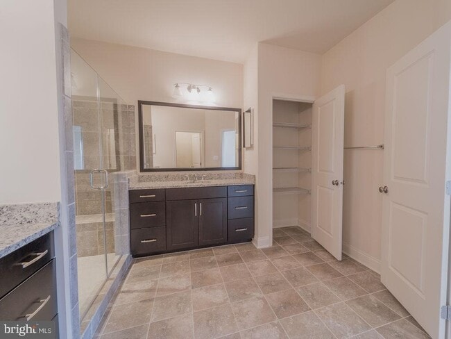 Building Photo - 22595 Windsor Locks Square