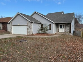 Building Photo - Beautiful 4 Bedroom Home in Nixa, MO