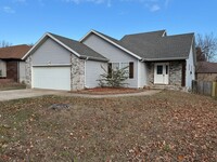 Building Photo - Beautiful 4 Bedroom Home in Nixa, MO