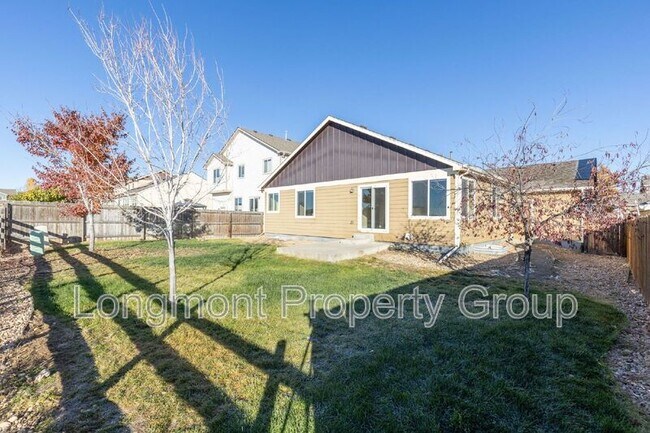 Building Photo - 2650 Bridle Dr
