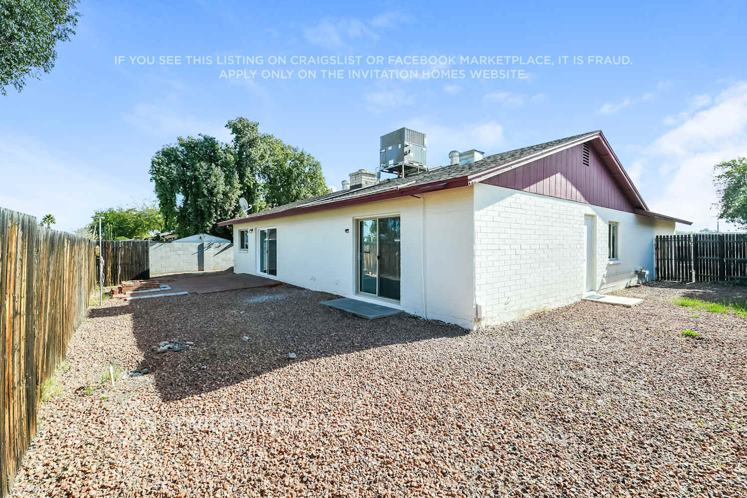 Building Photo - 2636 E Cactus Rd