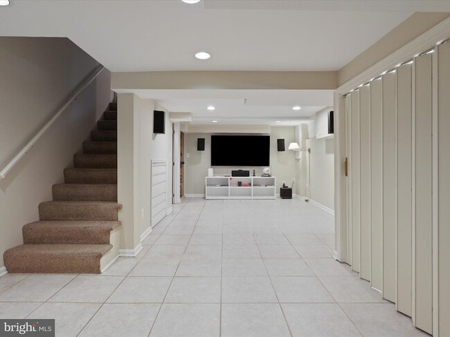 Building Photo - 4725 Rock Spring Rd