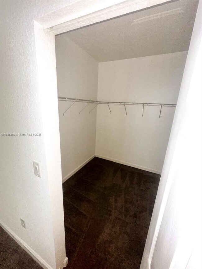 Building Photo - 11958 SW 151 Ave