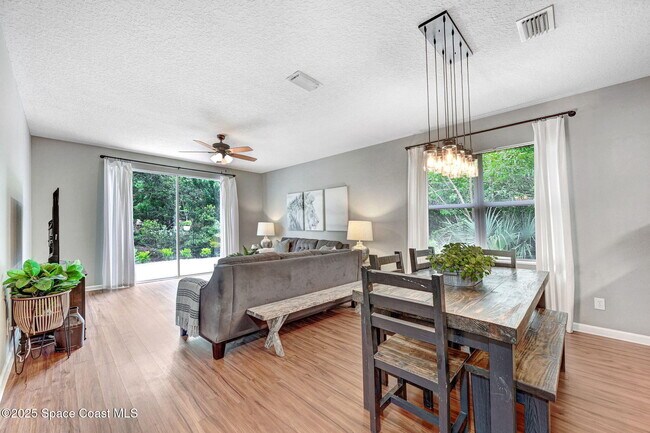 Building Photo - 993 Riviera Point Dr