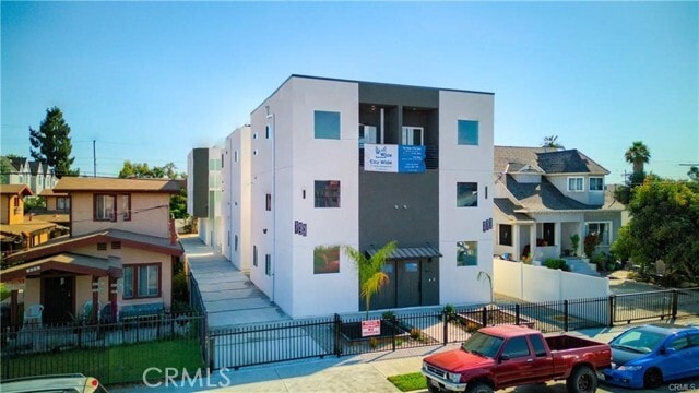 Building Photo - 630 E Adams Blvd