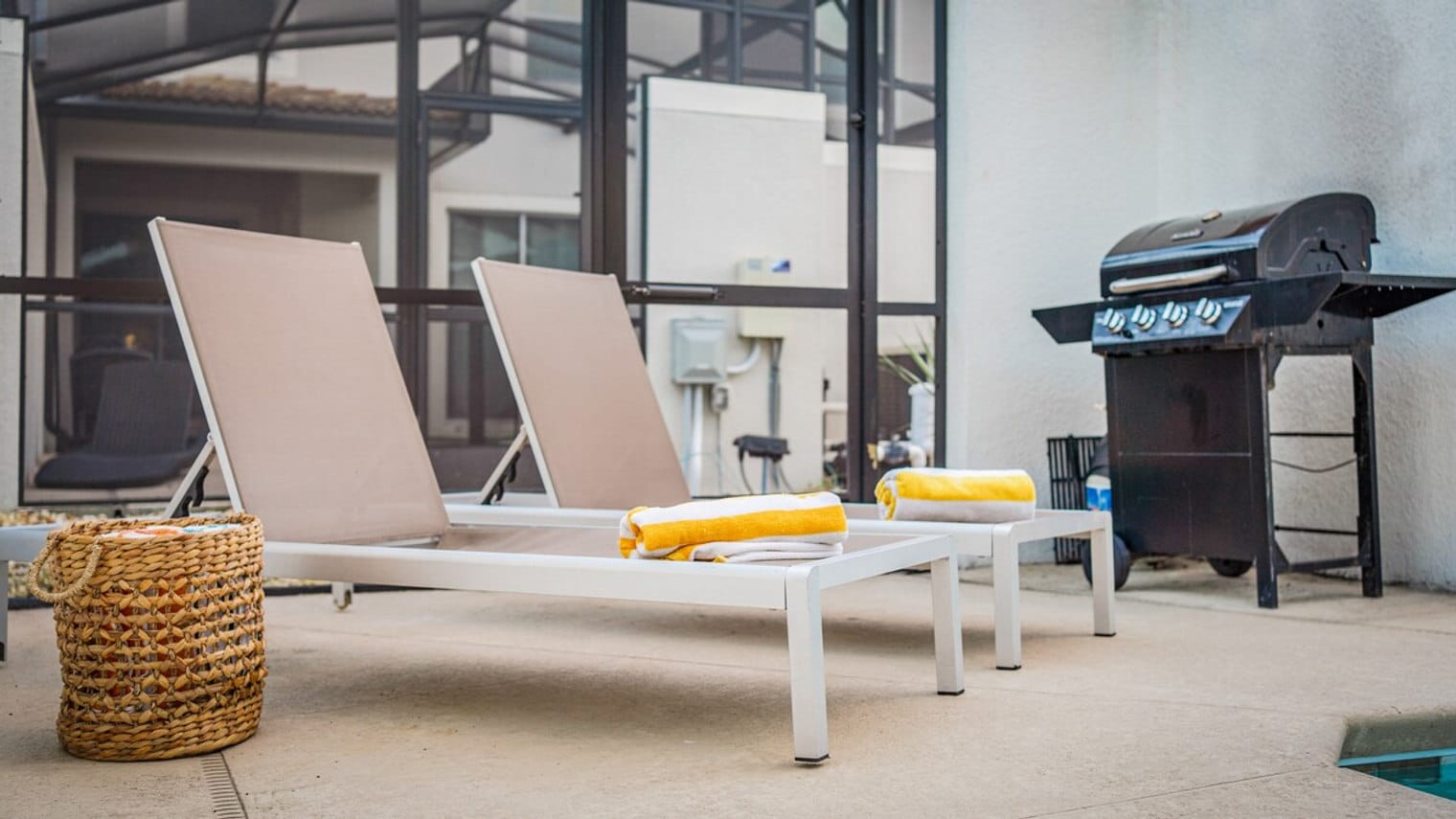 Building Photo - 4804 Lullaby Ln