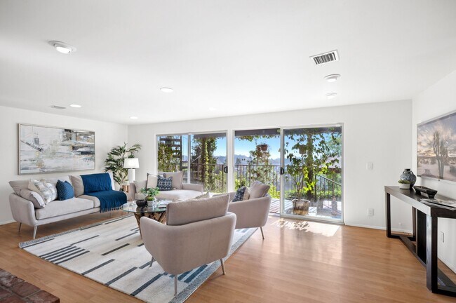 Building Photo - 3772 San Rafael Ave