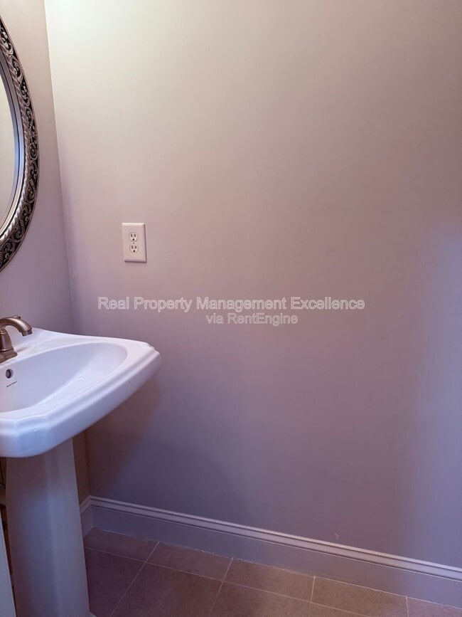 Building Photo - 4008 Enfield Ridge Dr