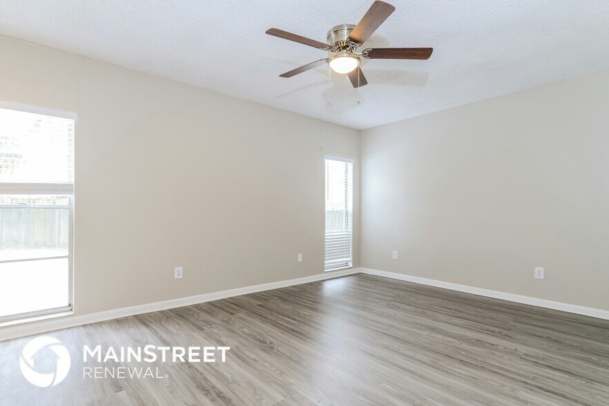 Building Photo - 528 Wynnwood Dr