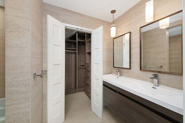 Building Photo - 24 Westwind St