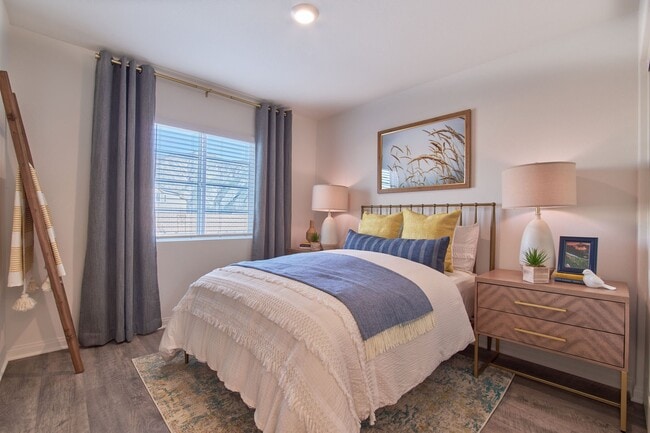 Building Photo - Maple at Starling Place