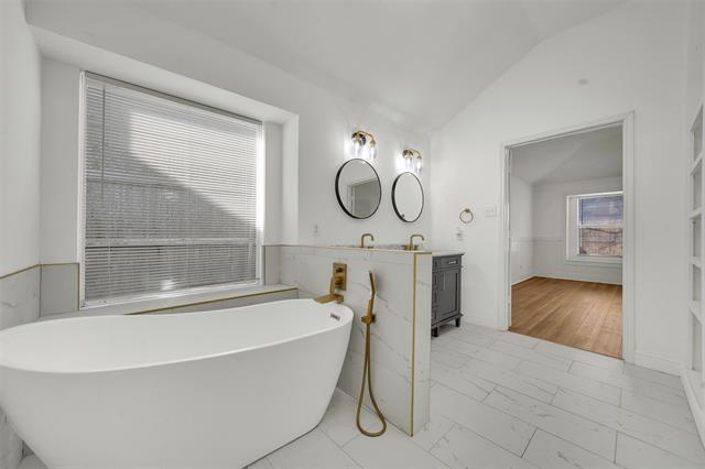 Building Photo - 5919 Vista Glen Ln