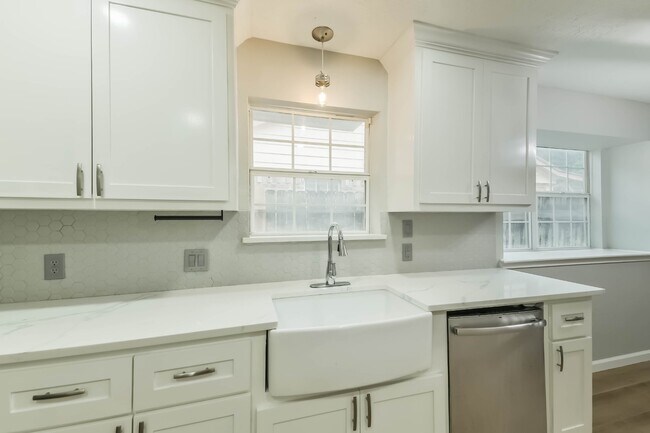 Building Photo - 11523 Early Mist Ct
