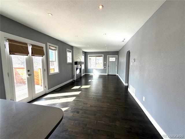 Building Photo - 3510 N Elizabeth St