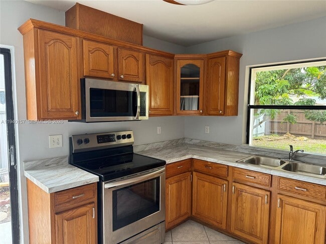 Building Photo - 11301 SW 156th St