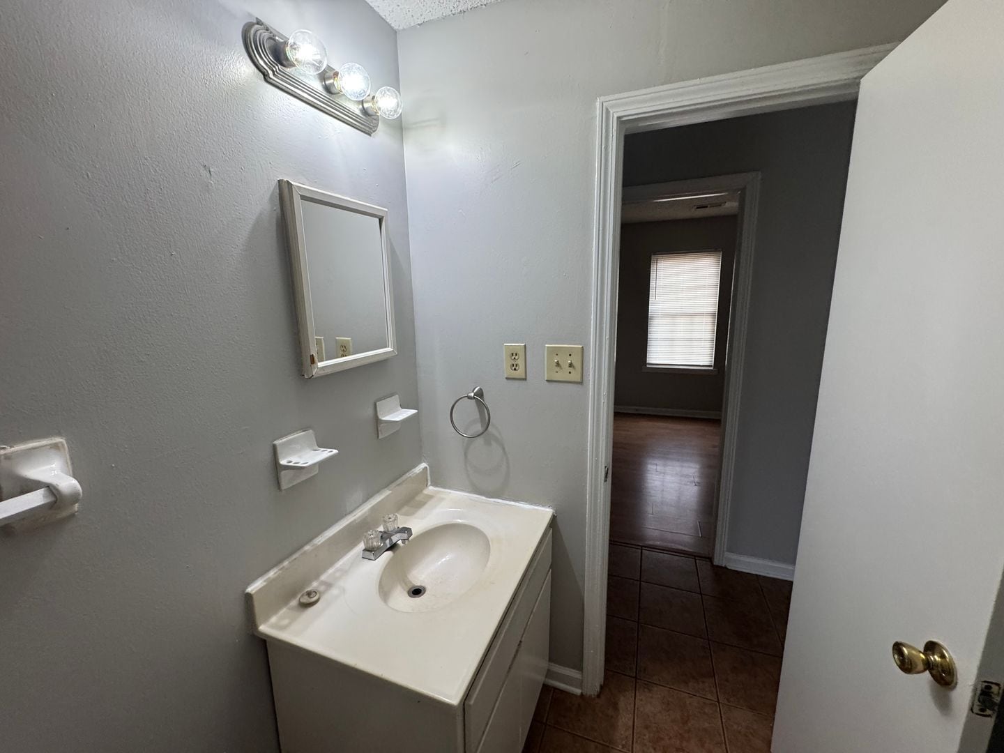 Building Photo - 5493 Adams Cir