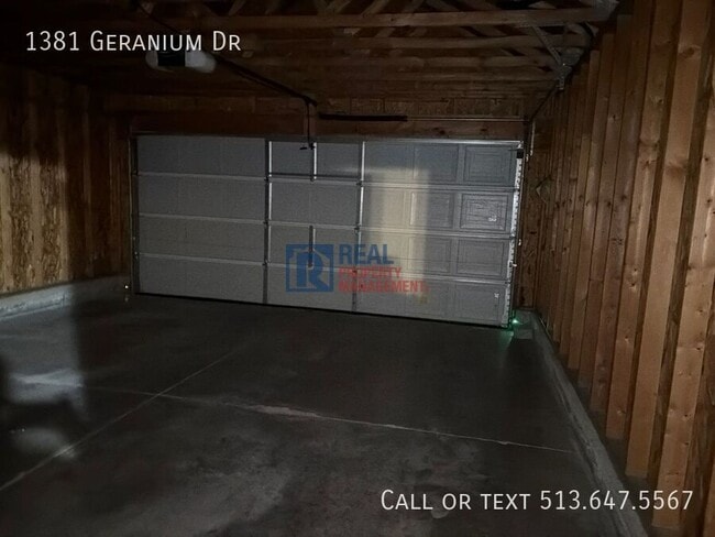 Building Photo - 1381 Geranium Dr