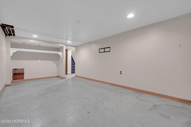 Building Photo - 405 Terrace Ave