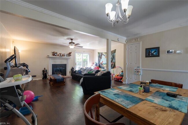 Building Photo - 5479 Lynbrook Landing