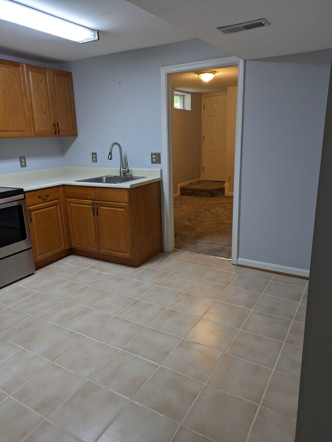 Building Photo - 11914 Proctor Ct