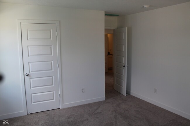 Building Photo - 1087 Marston Ln