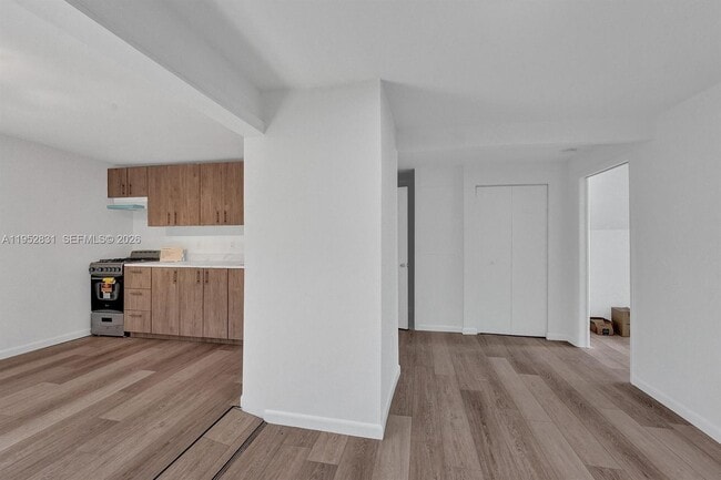 Building Photo - 310 N Ocean Breeze