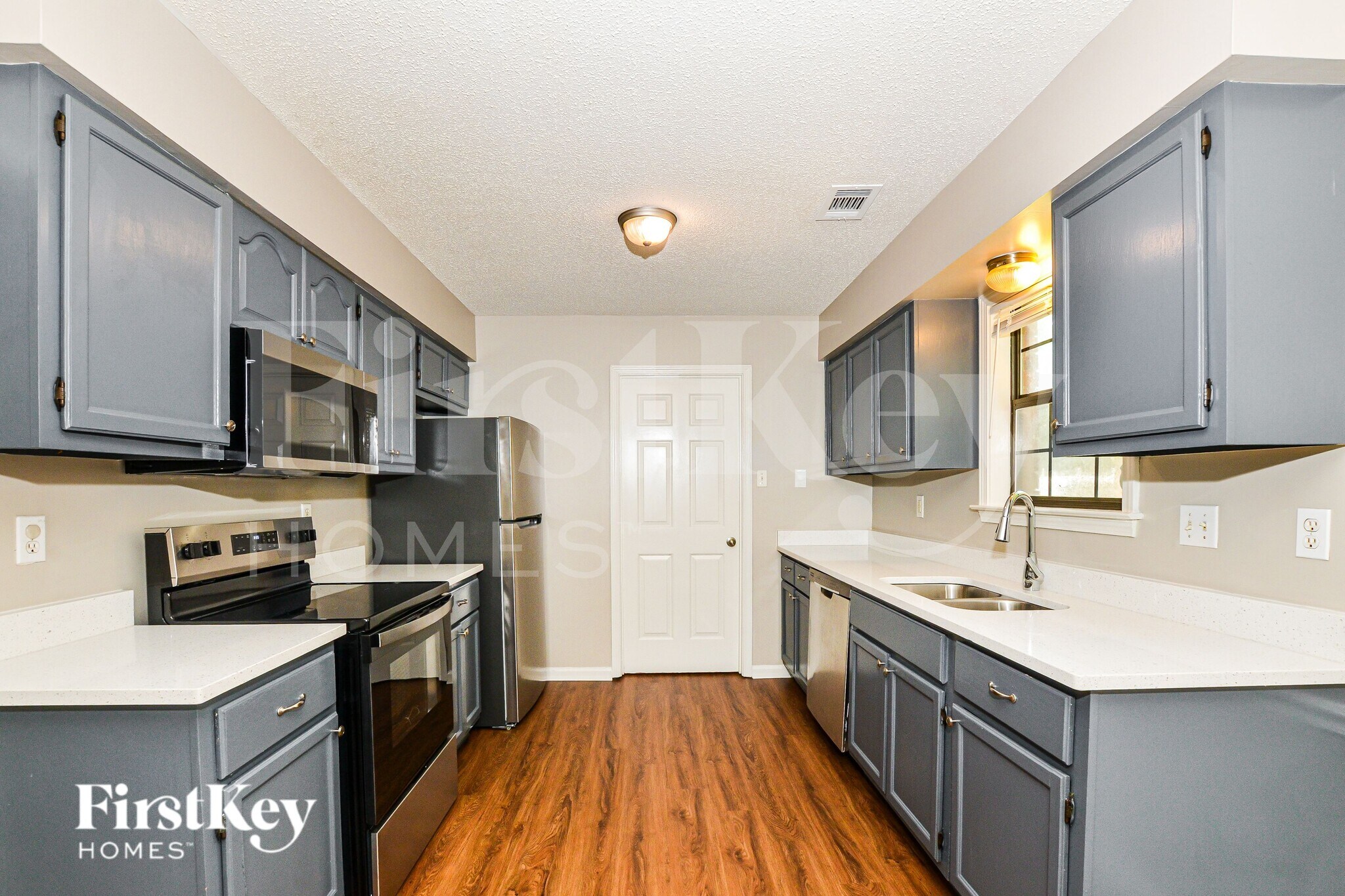Building Photo - 4538 Kings Grant Dr