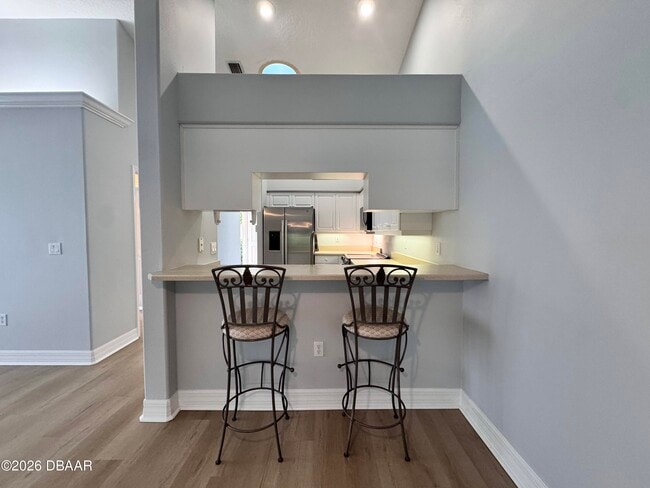 Building Photo - 1419 Coconut Palm Cir