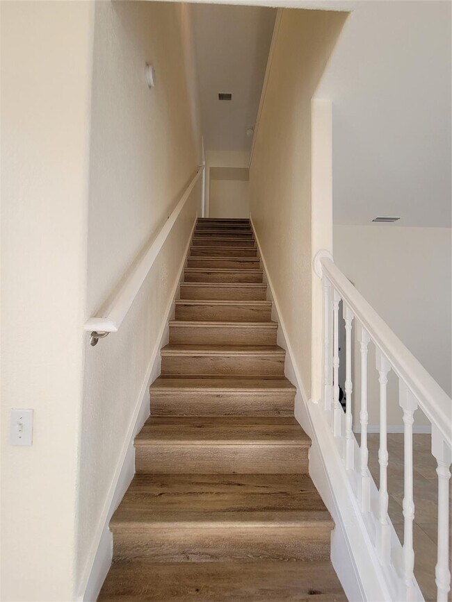 Building Photo - 8448 Adele Rd