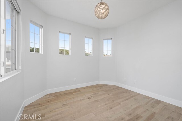 Building Photo - 55 Via Sonrisa