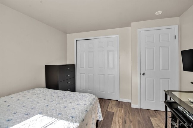 Building Photo - 82 Cherrywood Dr