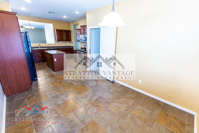 Building Photo - 18355 N Toya St