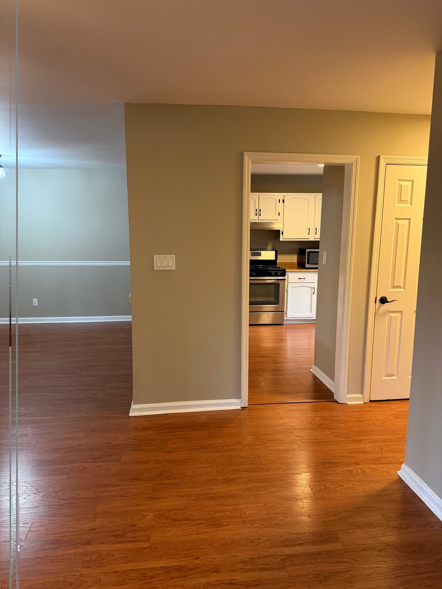 Building Photo - 1394 N Crossing Dr NE