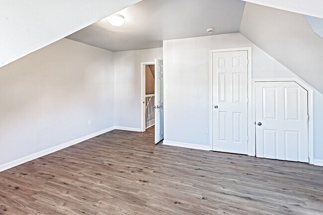 Building Photo - 35 High St