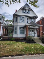 Street View - 389 W Grand Blvd