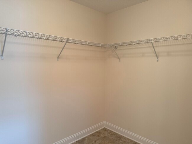 Building Photo - 71 Utina Wy