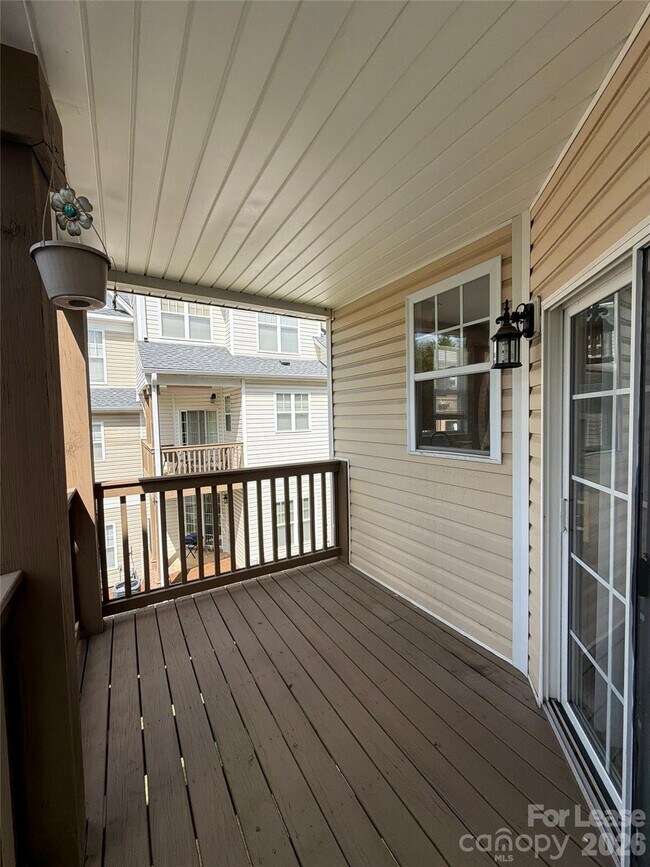 Building Photo - 7137 Founders Club Ct