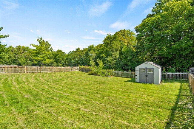 Building Photo - 6319 N Colorado Ave