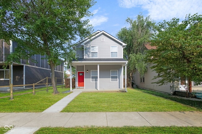 Primary Photo - 35 S Bradley Ave